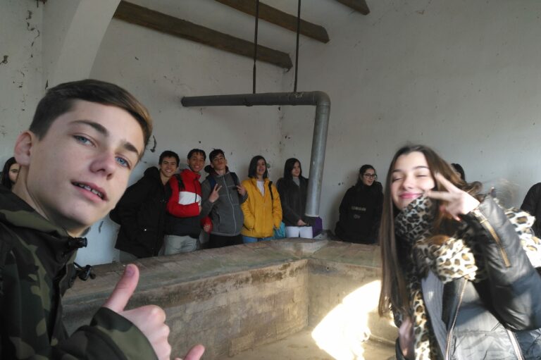 Els alumnes de 4t d’ESO visiten la Colònia Vidal