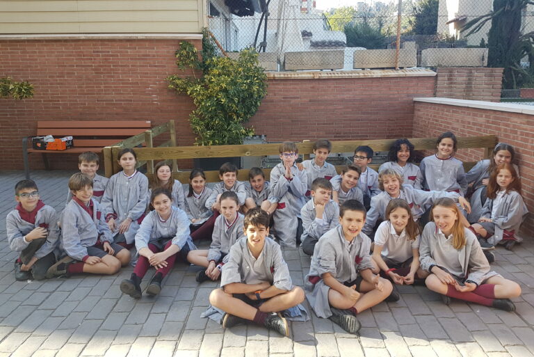 5è innaugura l’hort de Primària 2