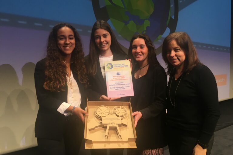 Premiats per l’ONG Mans Unides